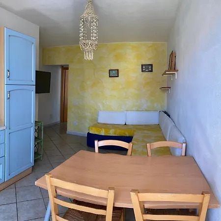 Borgo Marino شقة فندقية باديسي