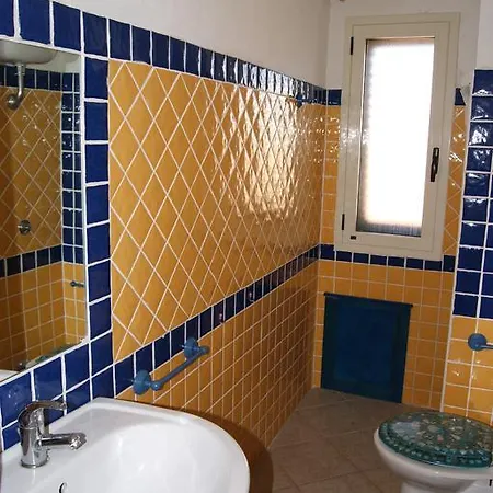 Aparthotel Borgo Marino